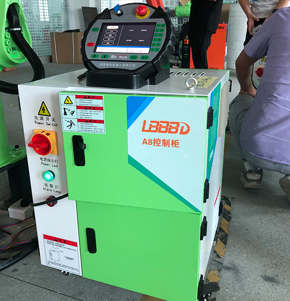 焊接機器人控制系統